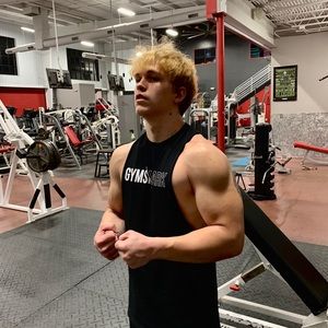 Meet your Posher, Logan